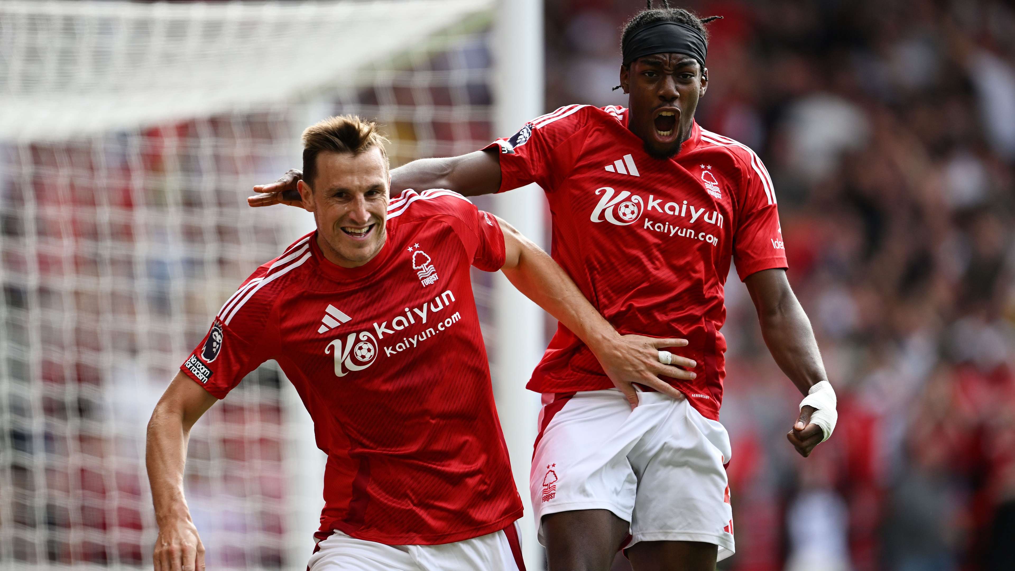 巴塞罗那足球俱乐部队服设计演变与球队历史的深度融合