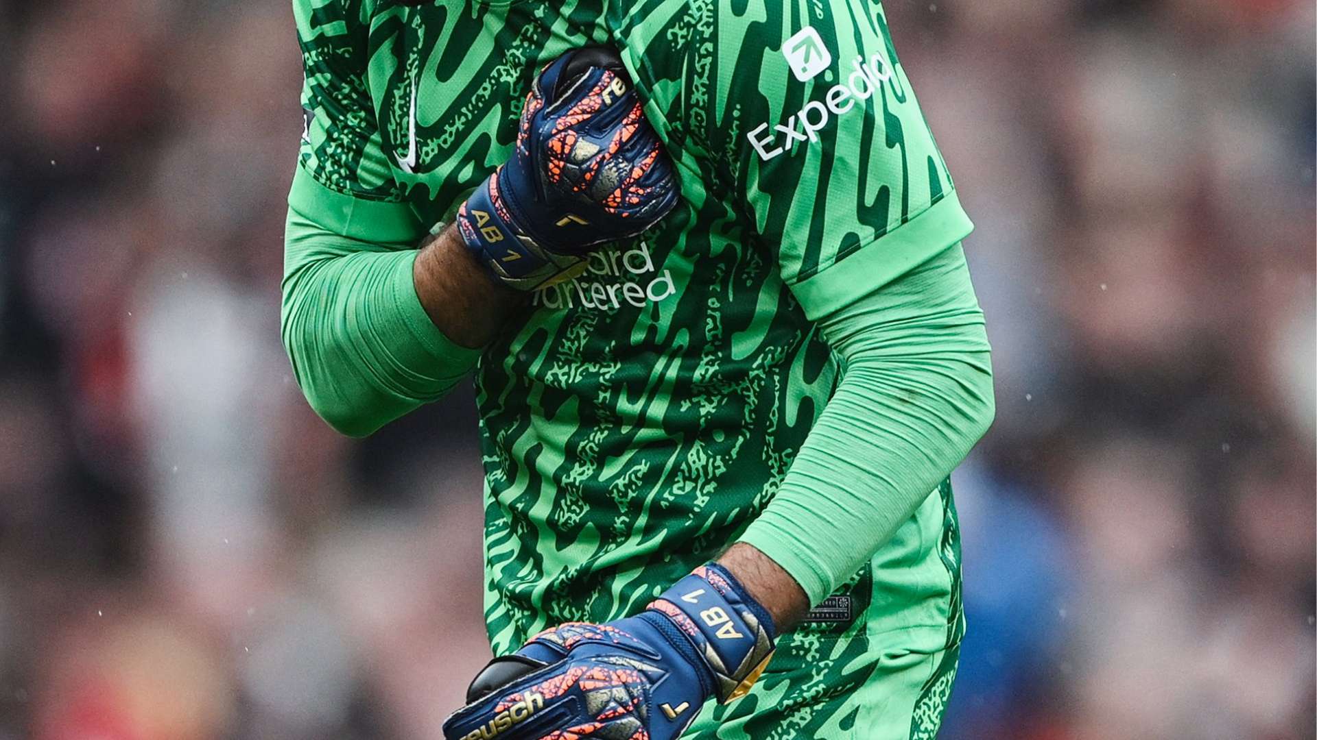 加强与其他 加强与其他